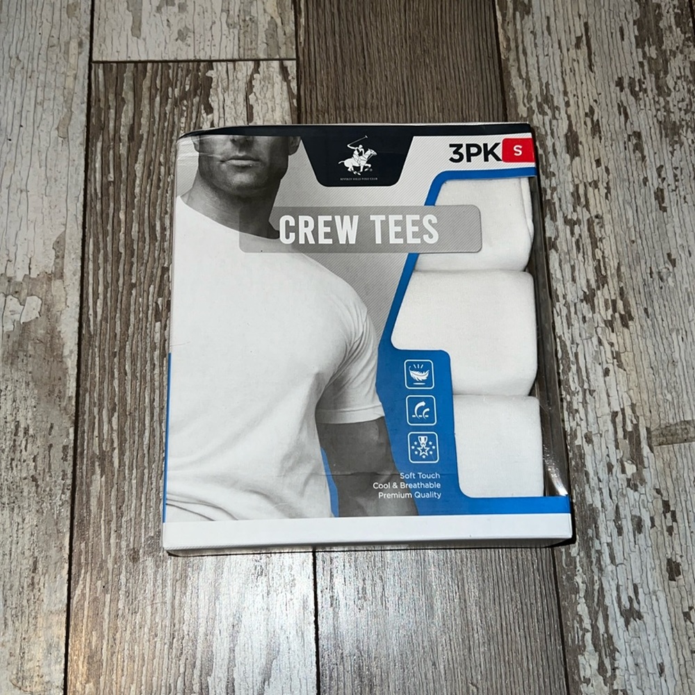 White crew neck tees